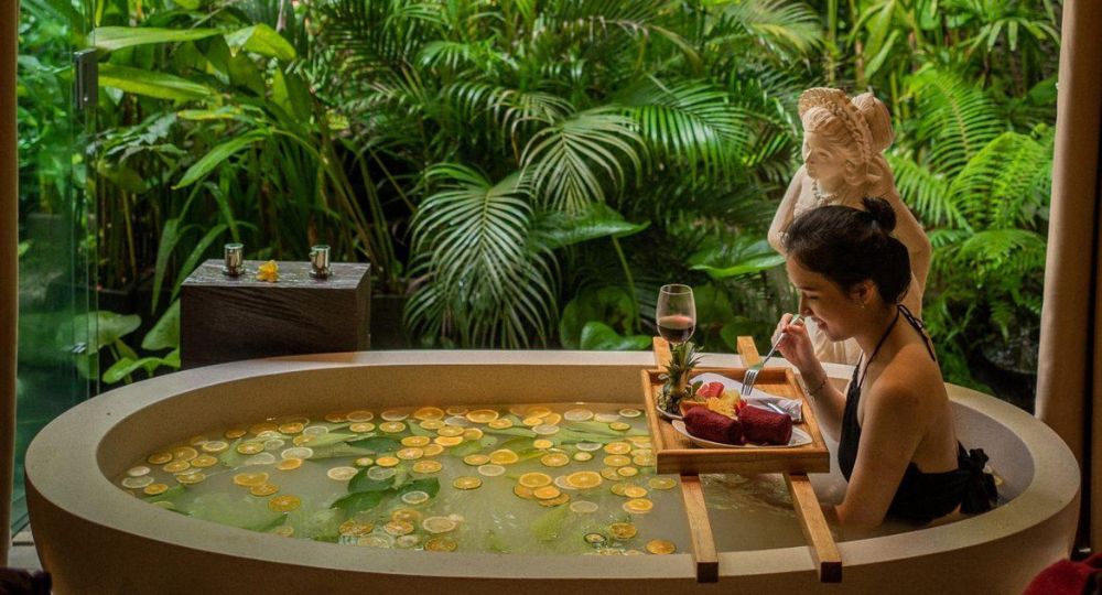 Day 3: Massage Experience (Tickets Only)