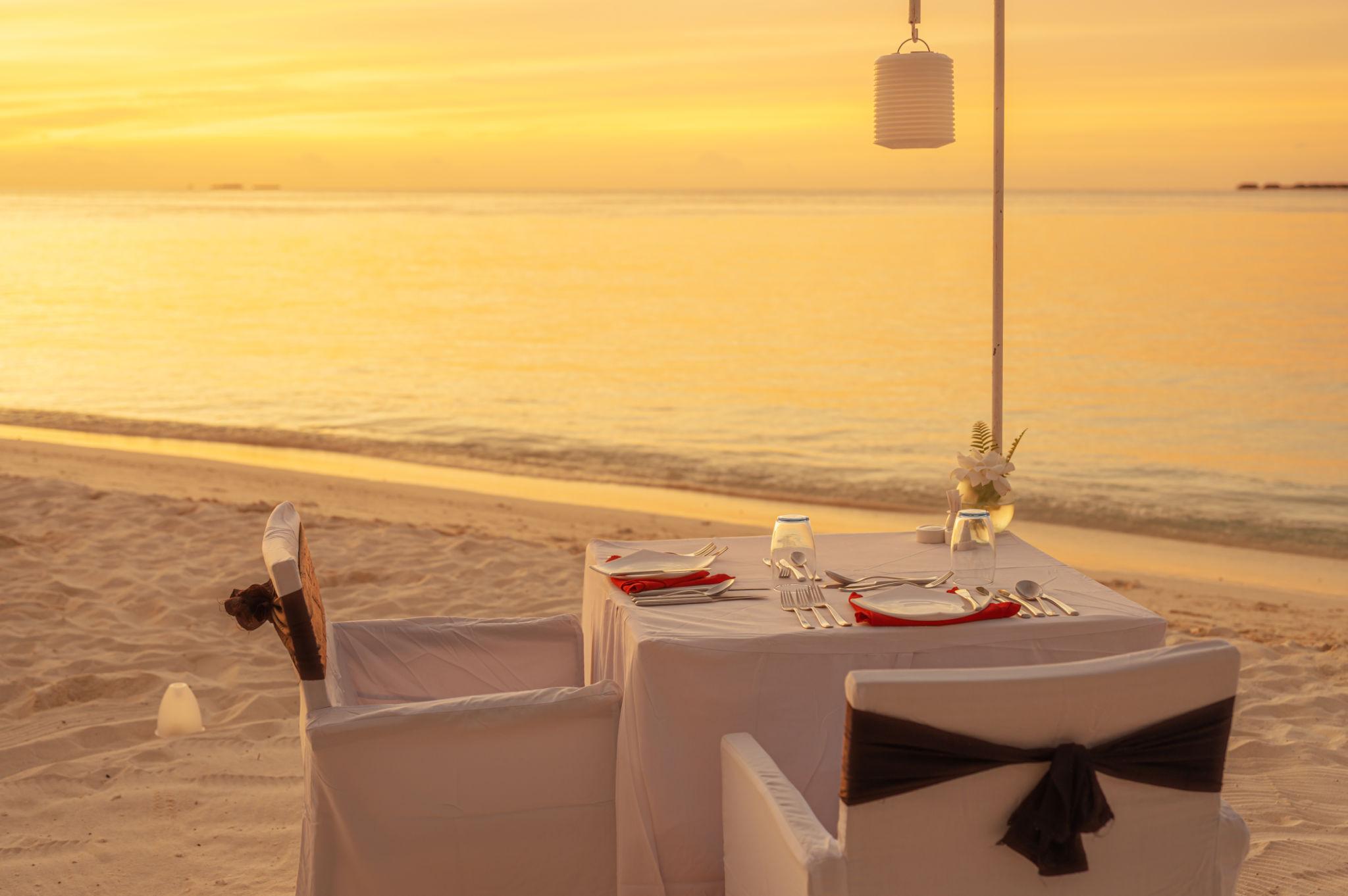 Day 3 – Transfer to Langkawi + Romantic Dinner