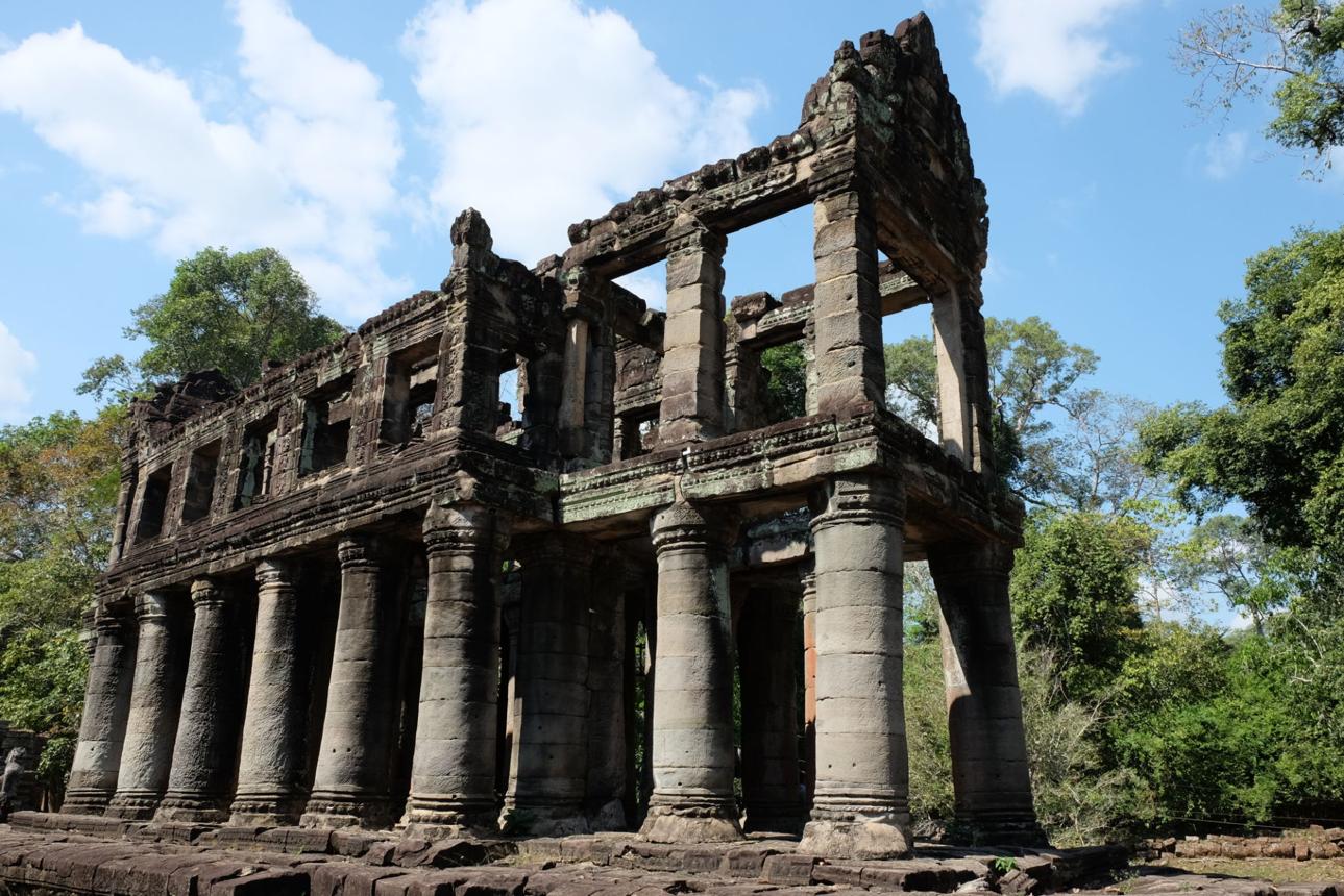 Day 3 – Hidden Temples & Culture