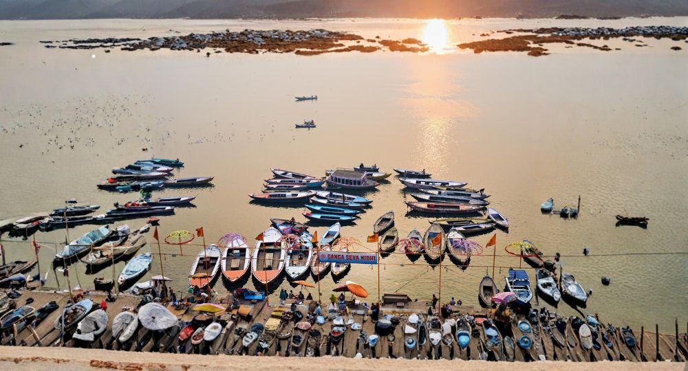 Day 1: Delhi to Varanasi (Overnight Journey)
