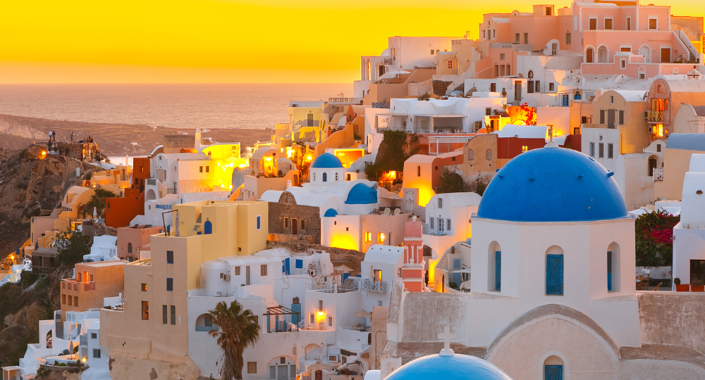 Day 6 – Caldera Cruise & Oia Sunset