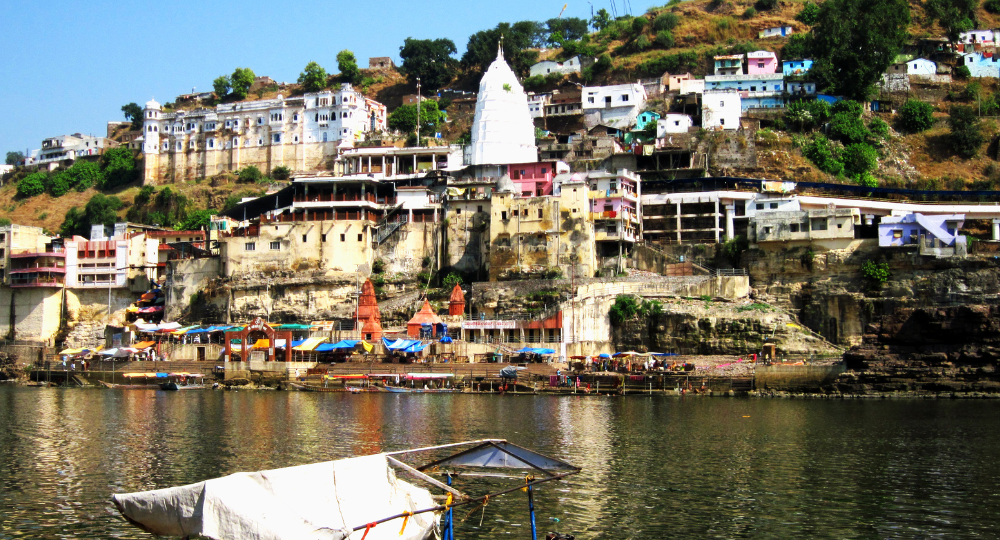 Day 2: Ujjain – Omkareshwar Excursion – Indore
