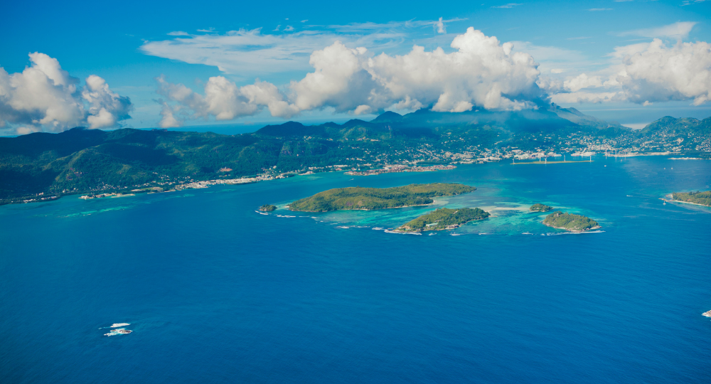Day 3 – Ferry to Mahé Island