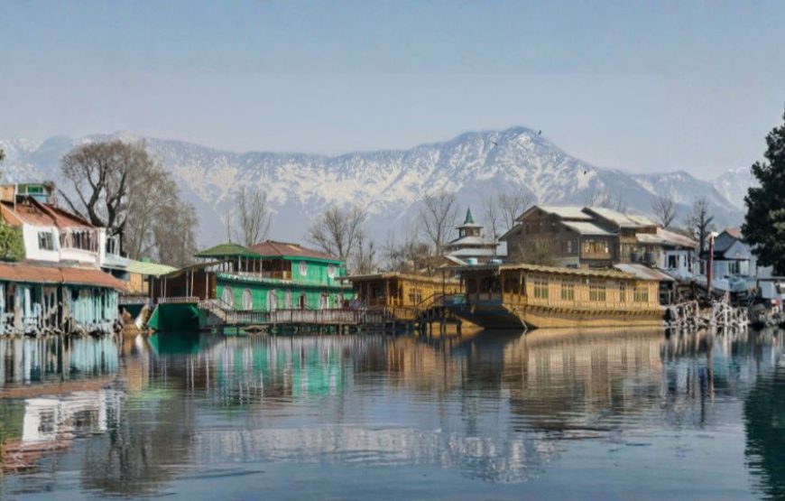 Kashmir Highlights Pro – 3 Nights / 4 Days Premium Tour Package