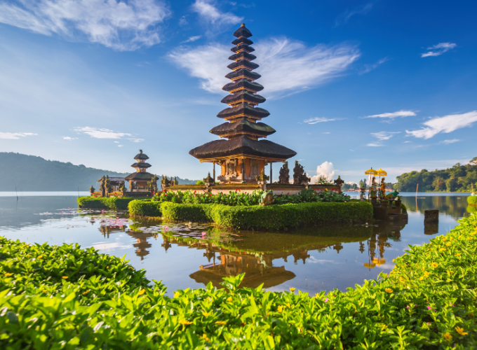 ulan danu beratan temple
