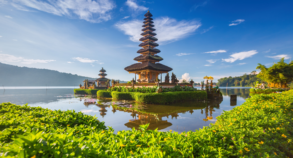 ulan danu beratan temple