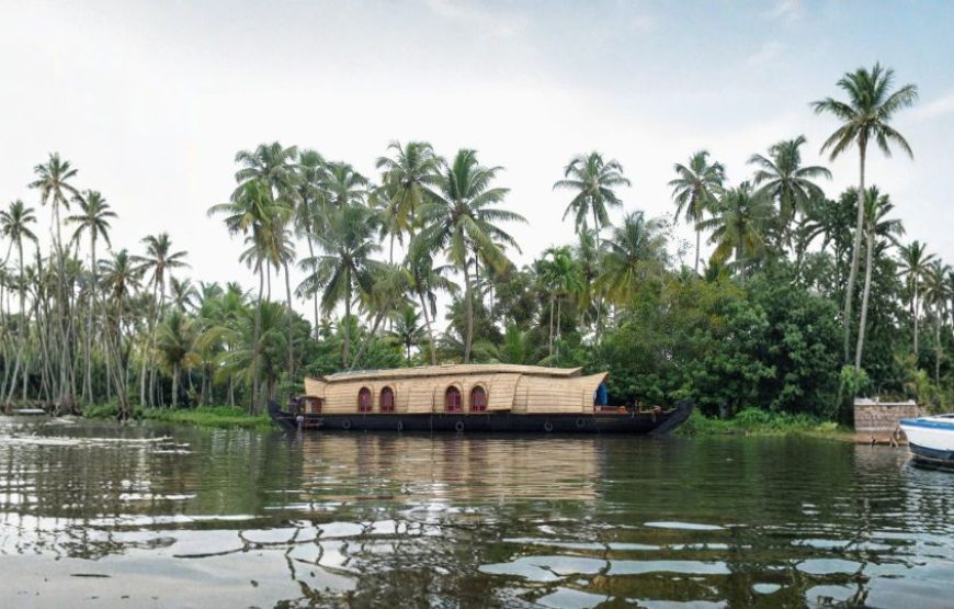 Lakes & Lagoons of Kerala