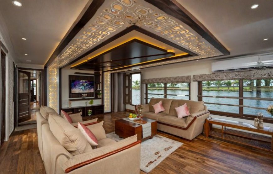 Kerala Hill & Backwater Tour Package