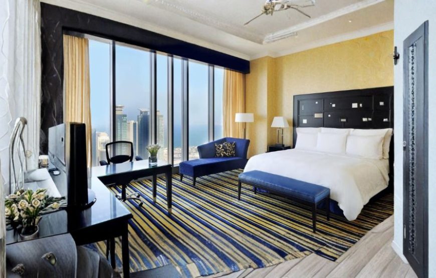 Starlit Qatar Escape – Luxury Desert Experience