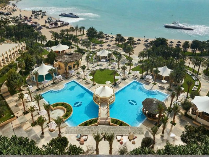 Diamonds In Dunes – Qatar Desert & Doha Experience