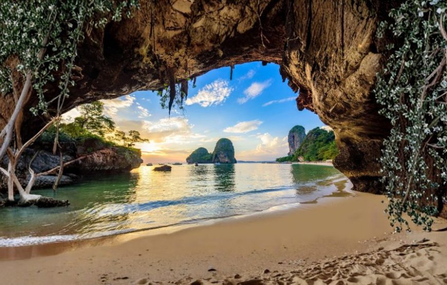 Thailand Galentines Escape: Women Special