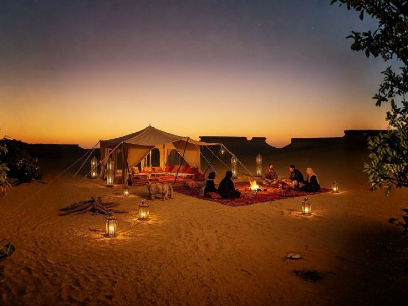 Starlit Qatar Escape – Luxury Desert Experience