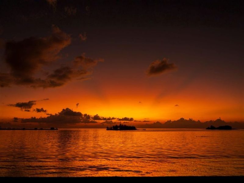 Holiday Inn Resort Kandooma Maldives Bliss