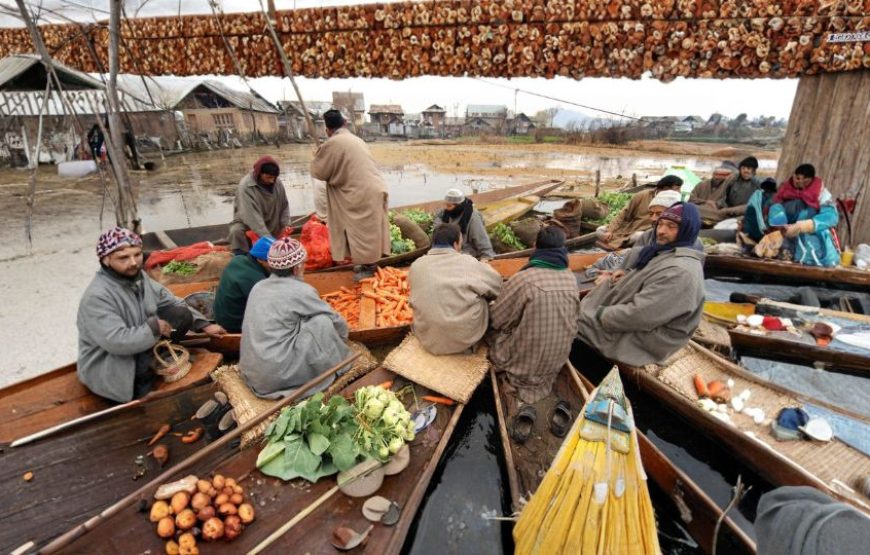 Serene Kashmir Holidays – 4 Nights / 5 Days Tour Package
