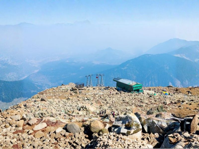 Feel Alive in Kashmir in Summer – 5 Nights / 6 Days Premium Tour Package