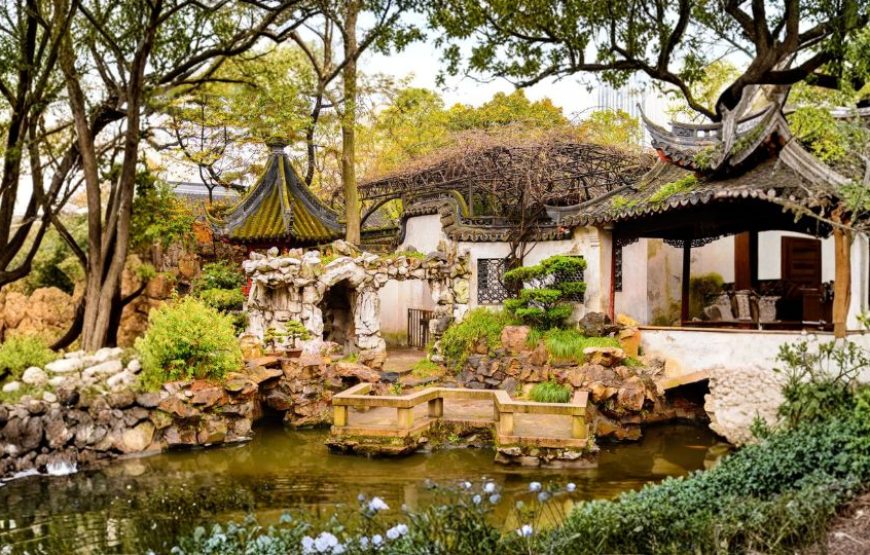 The Grand China Discovery: Beijing, Xian, Chengdu & Shanghai