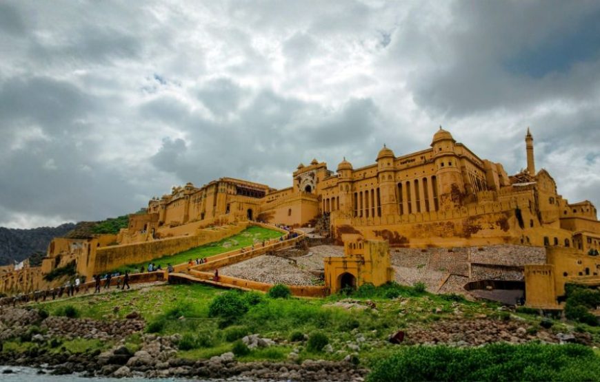 A Spiritual & Heritage Journey through Mathura, Vrindavan & Agra