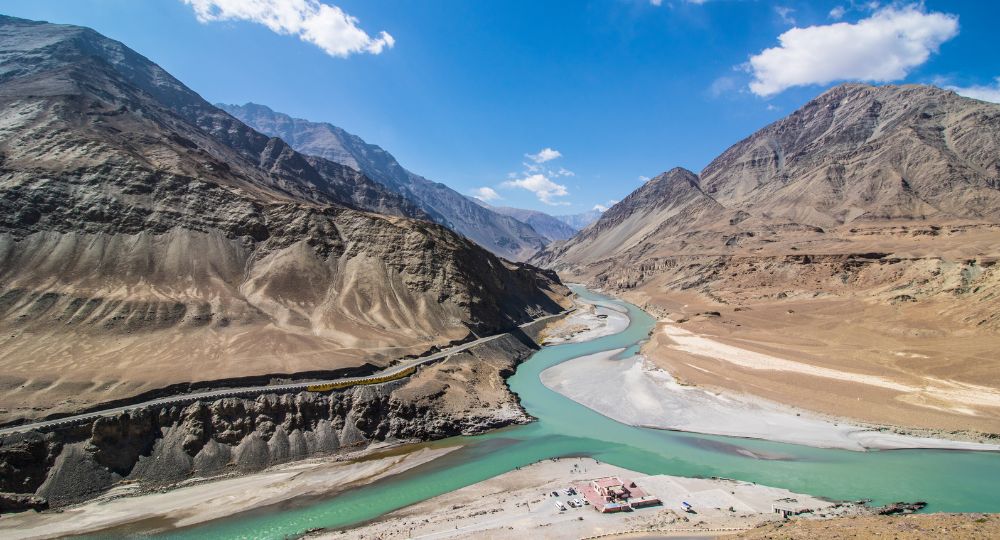 leh river in valley