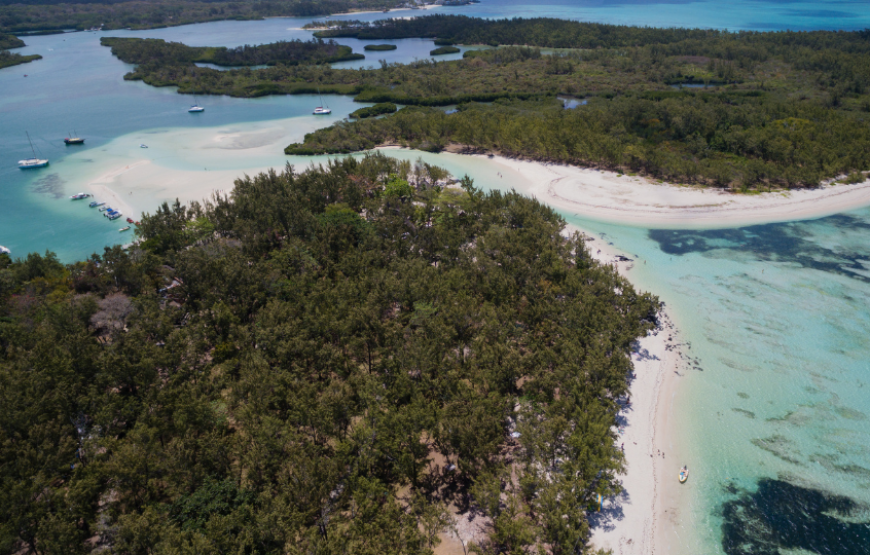 Mauritius with Ocean’s Creek Beach Hotel-Mauritius
